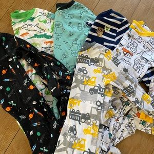 5T footie pajamas Carter’s pjs - 6 total